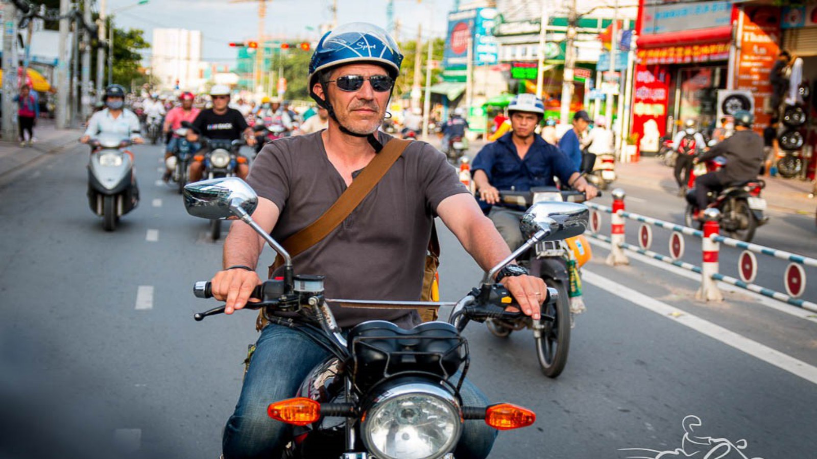 depart-for-the-tour-on-motorbike