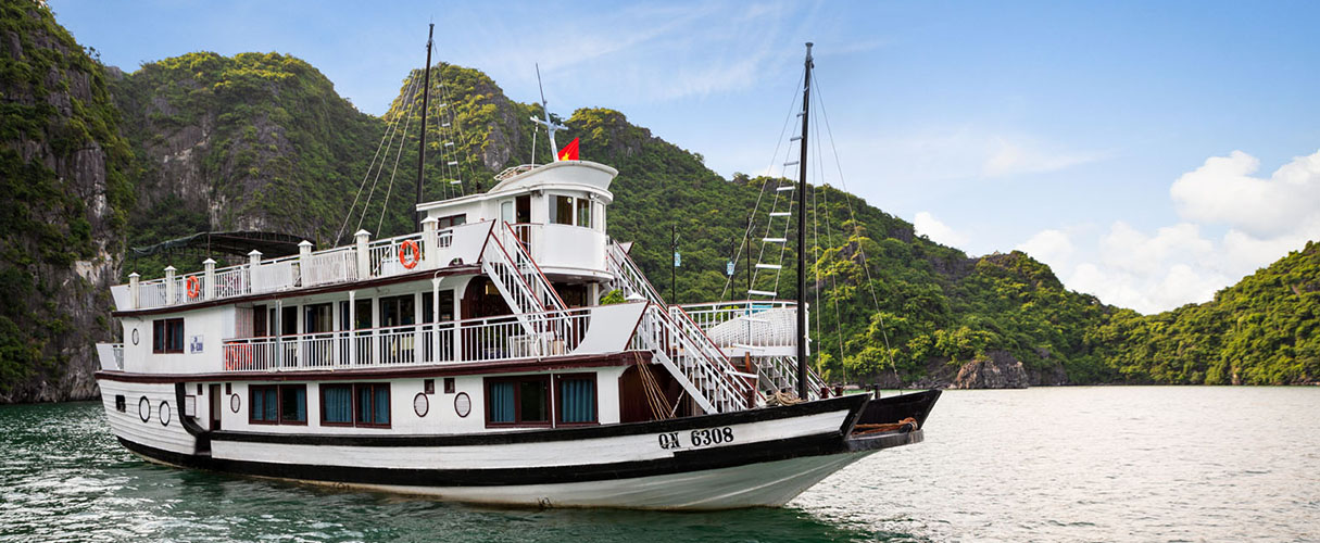 Charm Boutique Cruise 2 days/ 1 night