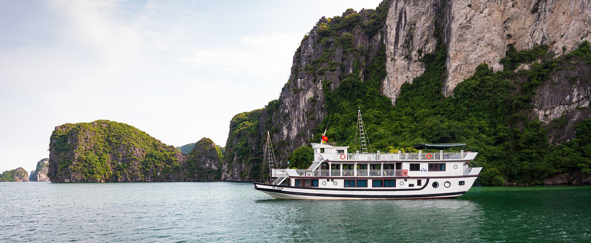 Charm Boutique Cruise 3 days/ 2 nights