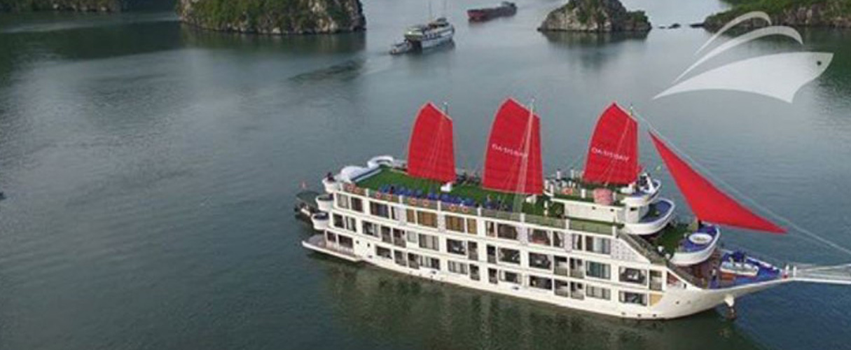 Oasis Bay Party Cruise 3 days/ 2 nights