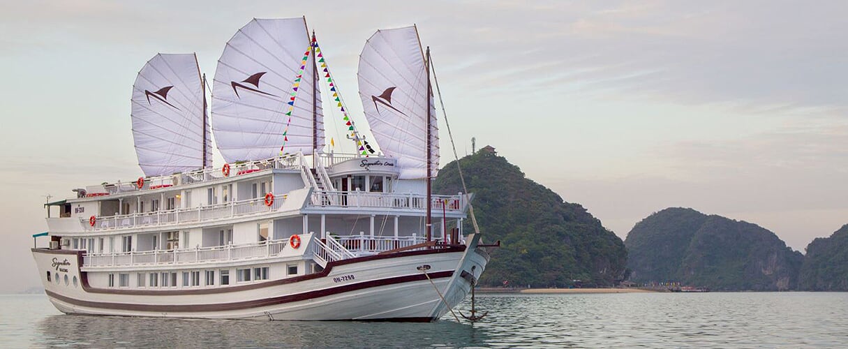 Signature Royal Cruise 2 days/ 1 night