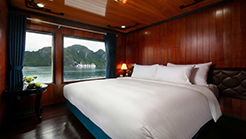 Deluxe cabin
