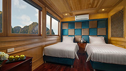 Maya Sapphire cabin