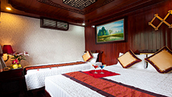 Triple cabin