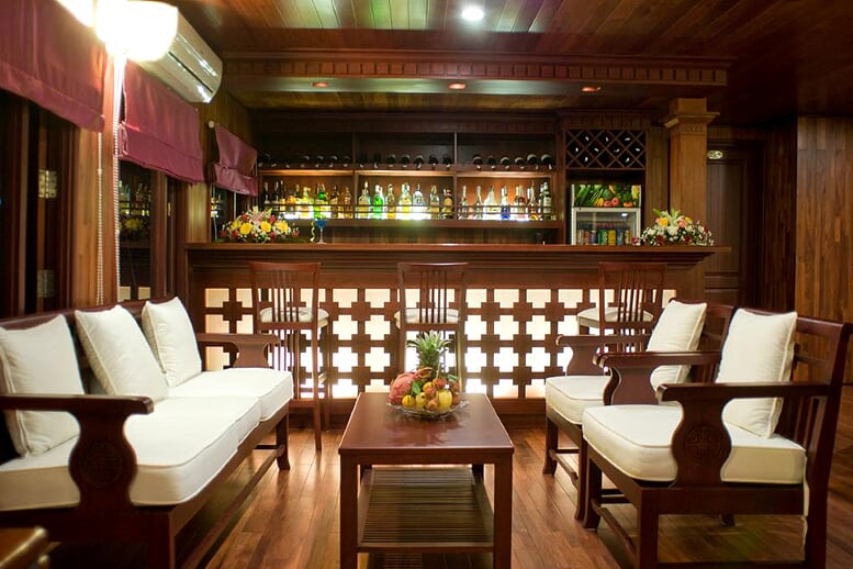 bar-valentine-cruise-3-days-2-nights