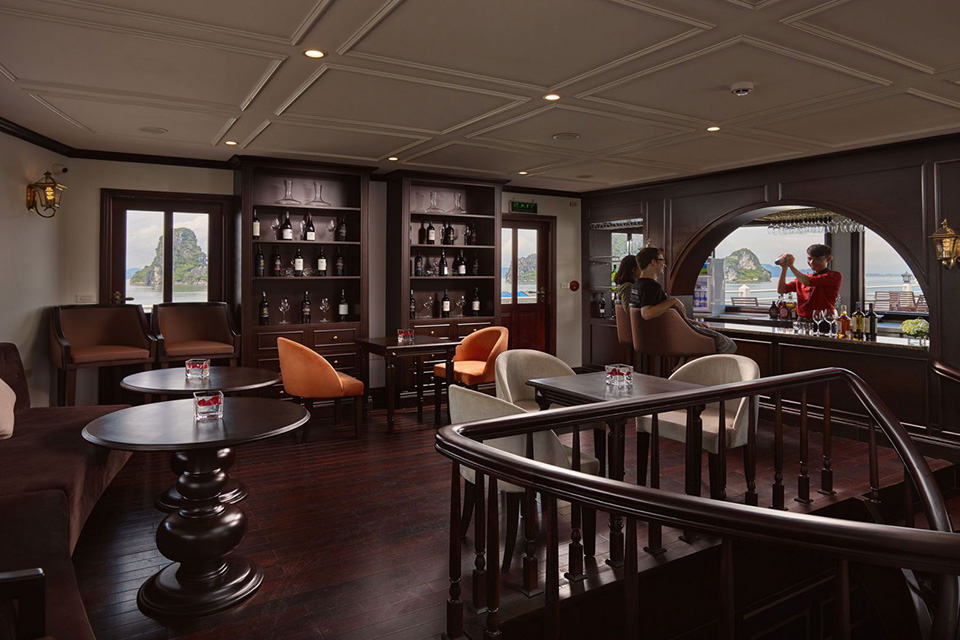 bar-on-athena-cruise