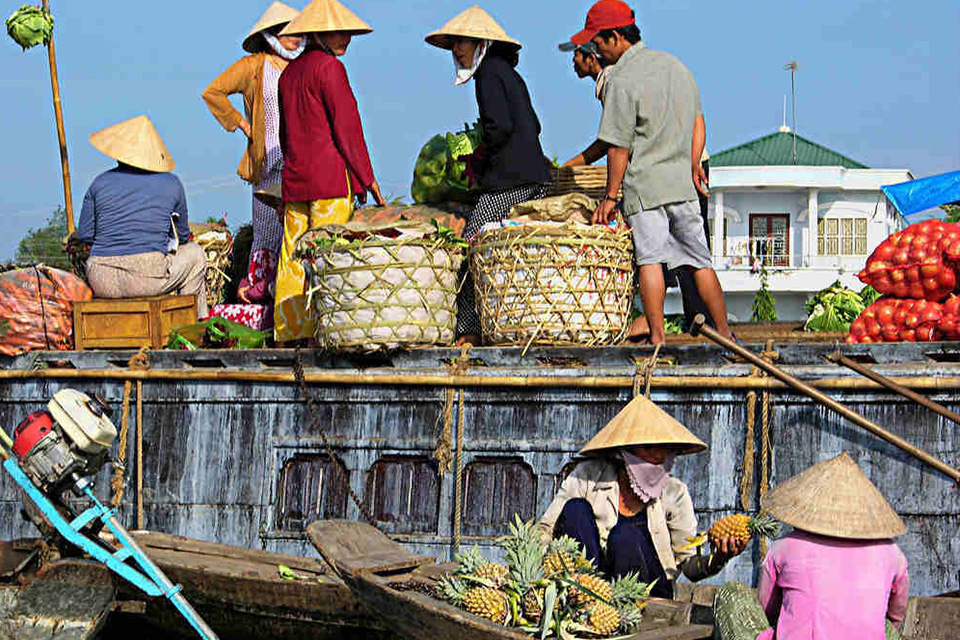 cai-be-floating-market
