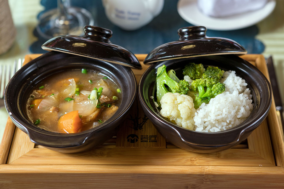 charm-boutique-food