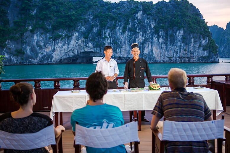 cooking-class-dragon-legend-cruise-2days-1night