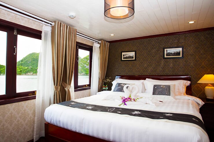 deluxe-cabin