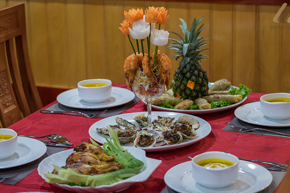 dinner-in-restaurant-azela-cruise-3-days-2-nights