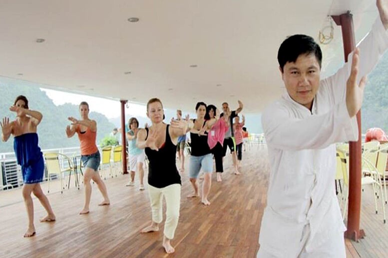 tai-chi-huong-hai-sealife-cruise-3-days-2-nights