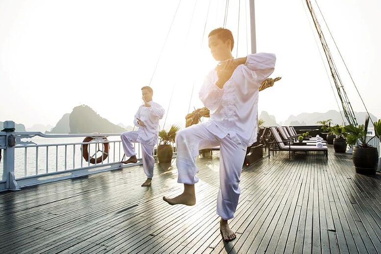 tai-chi-aphrodite-cruise-2-days-1-night