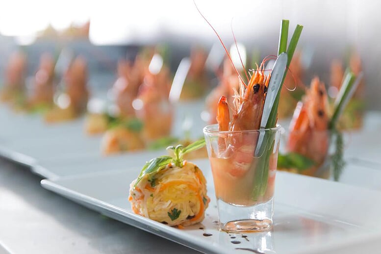 food-restaurant-signature-royal-cruise-2-days-1-night-3