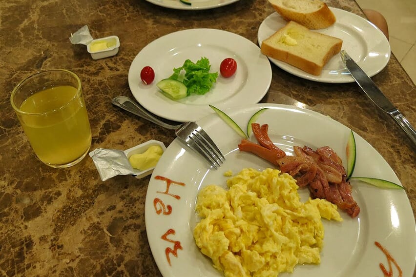 food-restaurant-red-draron-cruise