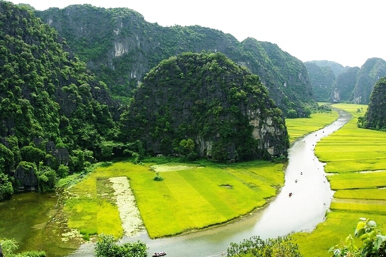 hoa-lu-tam-coc-combo-ninh-binh-mai-chau-halong-6days
