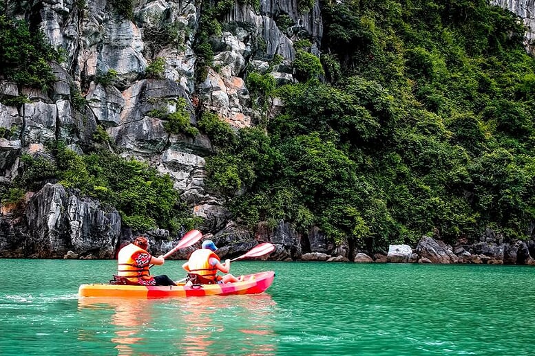 kayaking-signature-cruise-3 days-2-nights