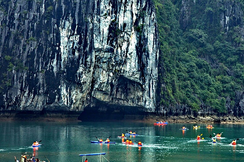 kayaking-pelican-cruise-2-days-1-night-4