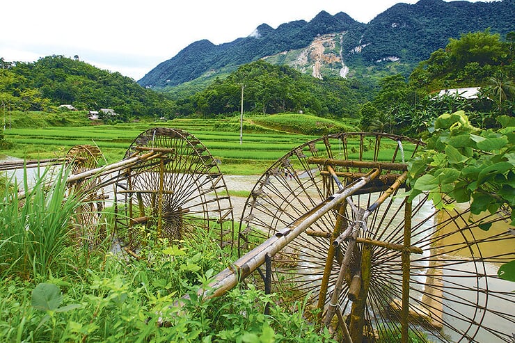 kho-muong-village