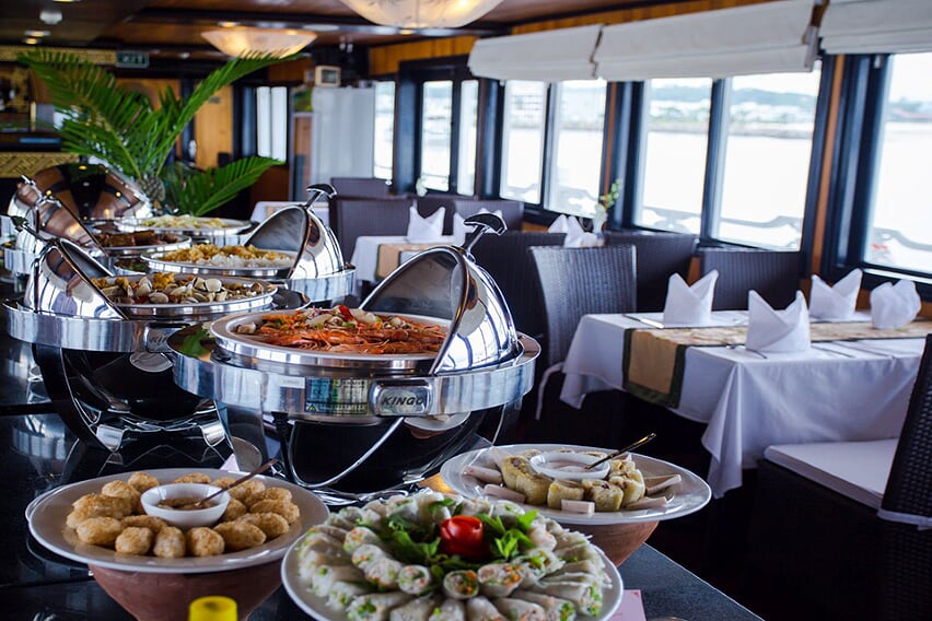 food-syrena-cruise-3-days-2-night