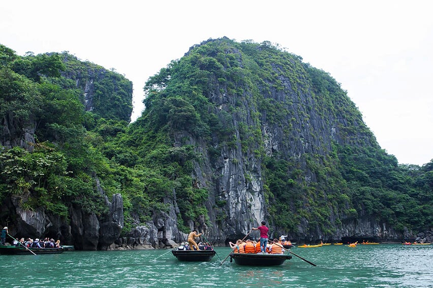 luon-cave-syrena-cruise-2days-1night