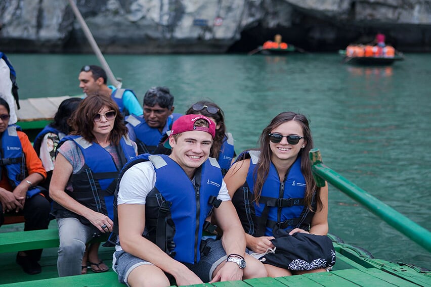 luon-cave-syrena-cruise-3-days-2-nights