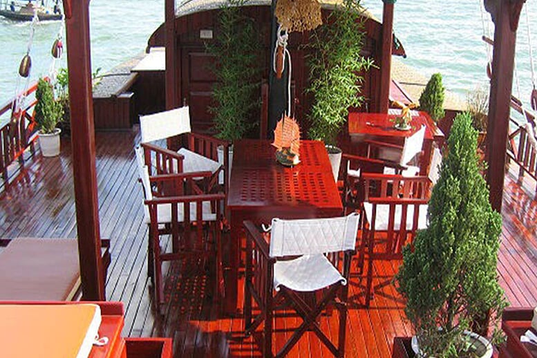 restaurant-prince-junk-3-days-2-nights