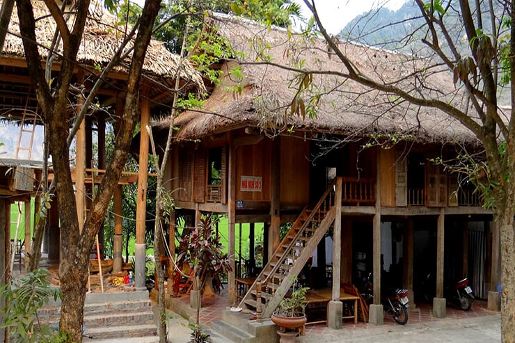 pom-coong-village