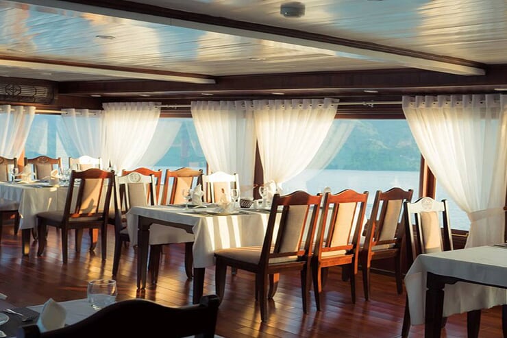restaurant
