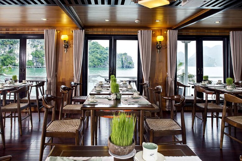 restaurant-aphrodite-cruise-2-days-1-night-2