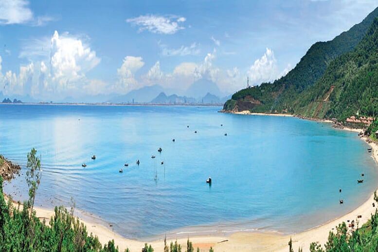 son-tra-beach-exploring-heritages-6-days-4