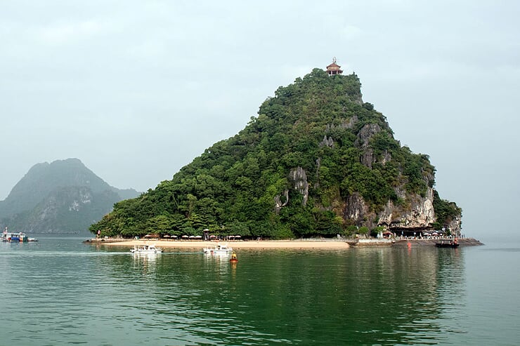 titop-island