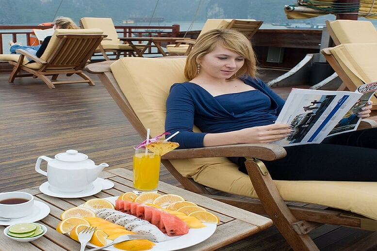 relax-indochina-sails-3-days-2-nights-2