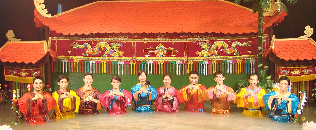Saigon evening tour (cyclo, puppet show, dinner cruise)