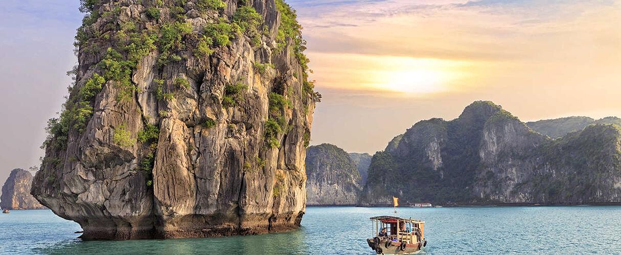 Combo Hanoi - Halong 3 days