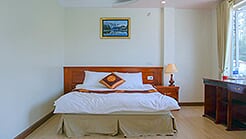 Private tour (2* hotel)