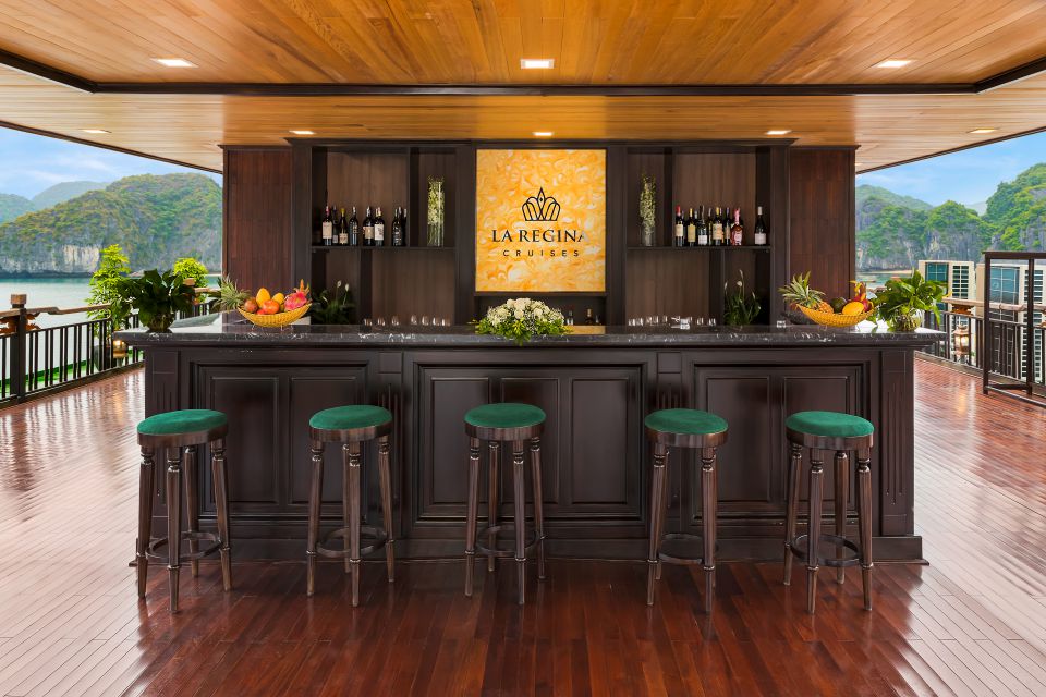 bar-la-regina-royal-cruise-2-days-1-night