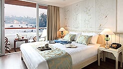 Superior cabin