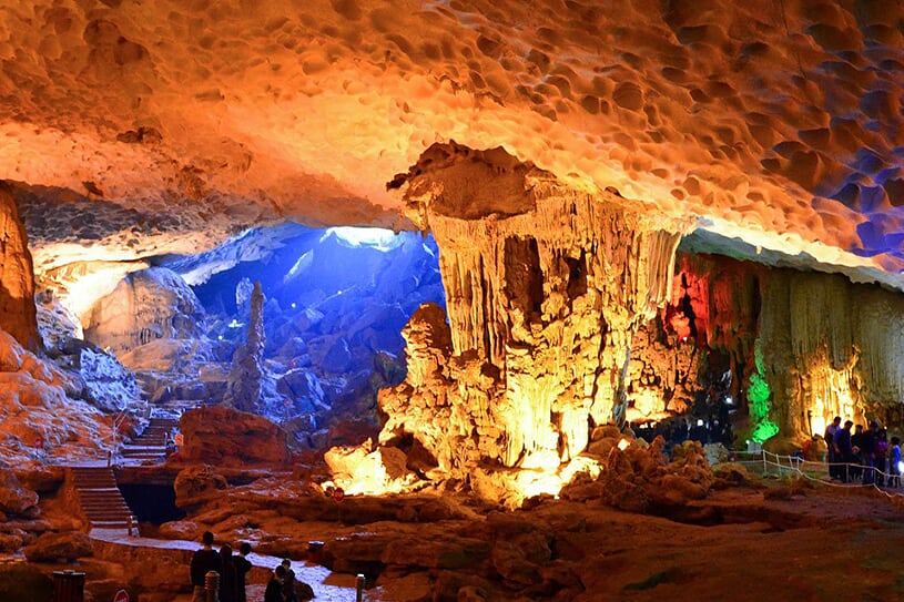 sung-sot-cave
