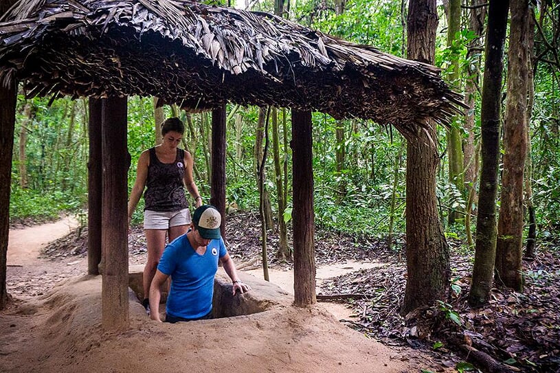 cu-chi-tunnels-1