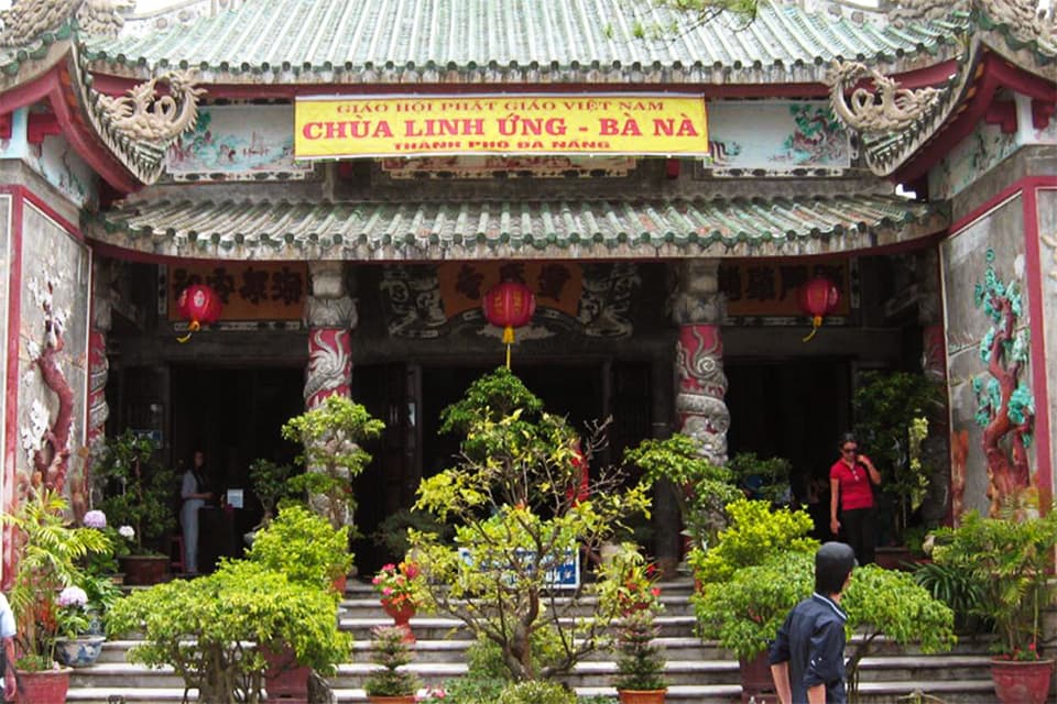 da-nang-hoi-an-cham-island-hue-group-tour-4-days-2