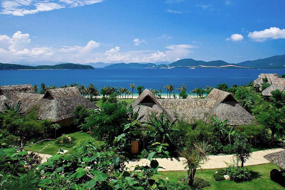 night-cruise-on-nha-trang-bay-3