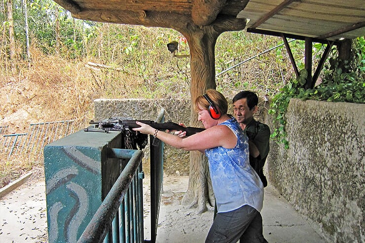 cu-chi-tunnels-2