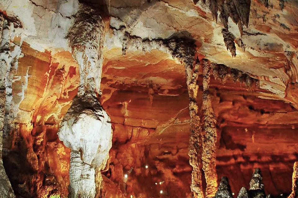 960-bi-ky-cave