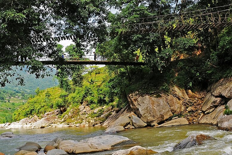 sapa-easy-trek-2d3n-by train-1
