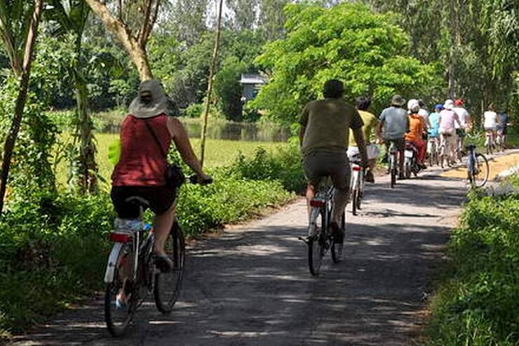 biking-in-cu-chi-1