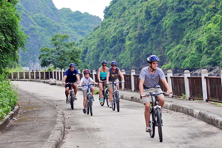 combo-halong-mai-chau-4-days-9