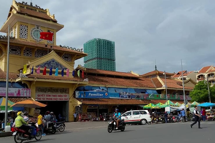 binh-tay-market-2