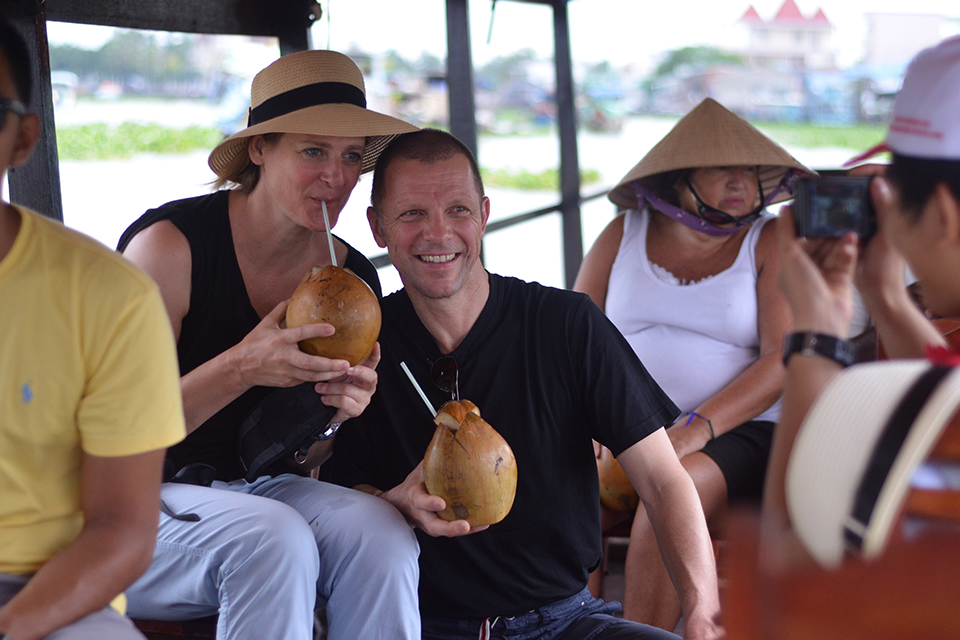 960-boat-trip-in-mekong