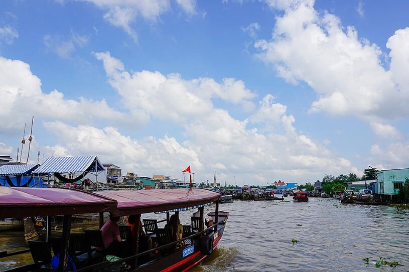 cai-be-floating-market